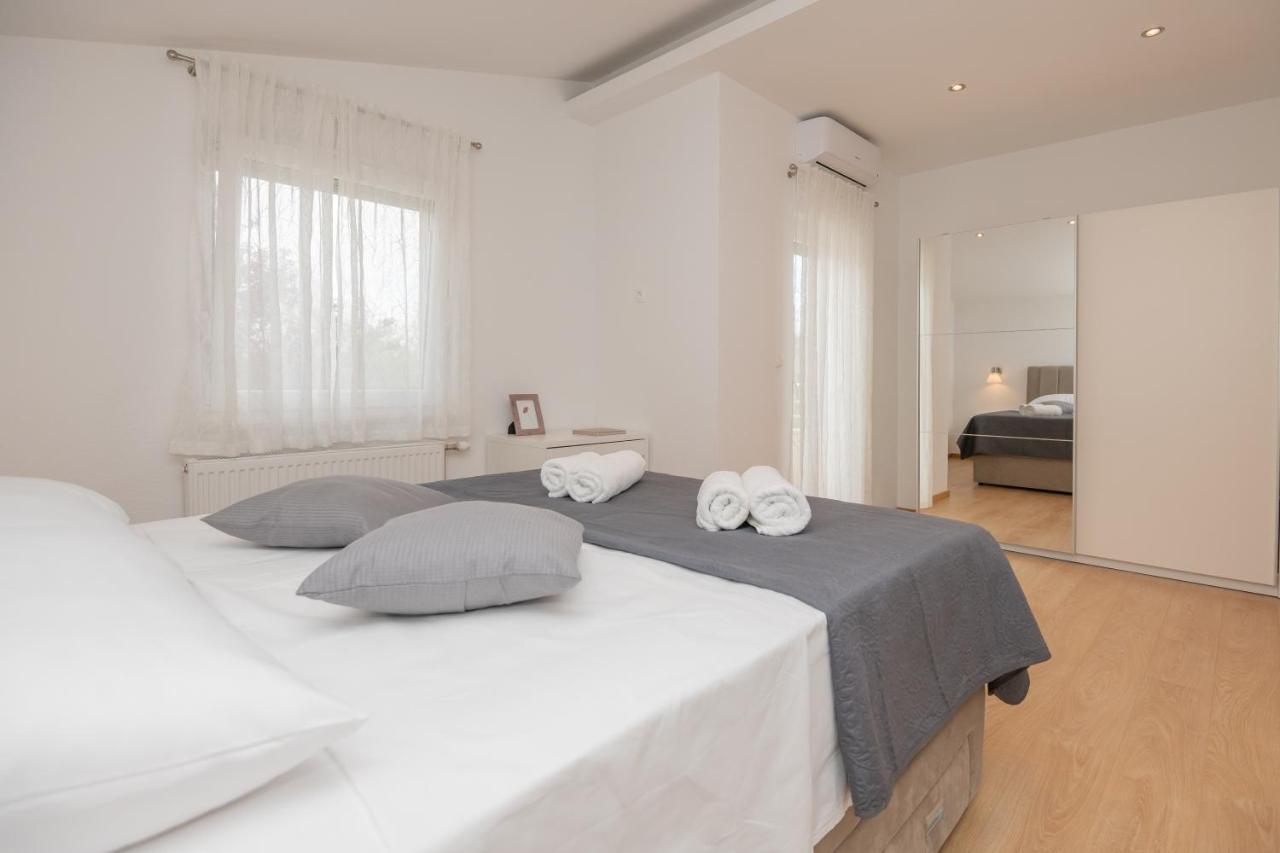 Holiday Home Terra Roca - Imotski, Natural Environment With Complete Peace And Quiet. Eksteriør bilde