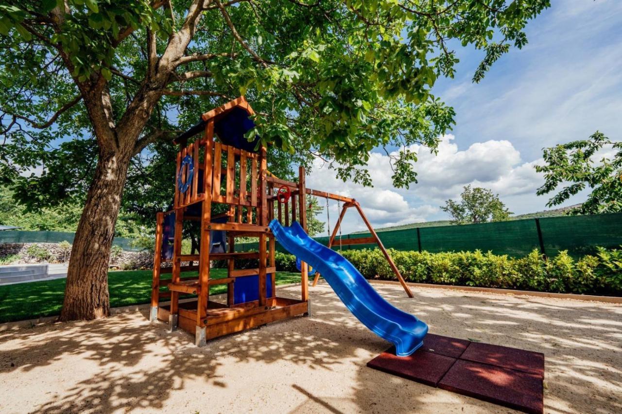 Holiday Home Terra Roca - Imotski, Natural Environment With Complete Peace And Quiet. Eksteriør bilde